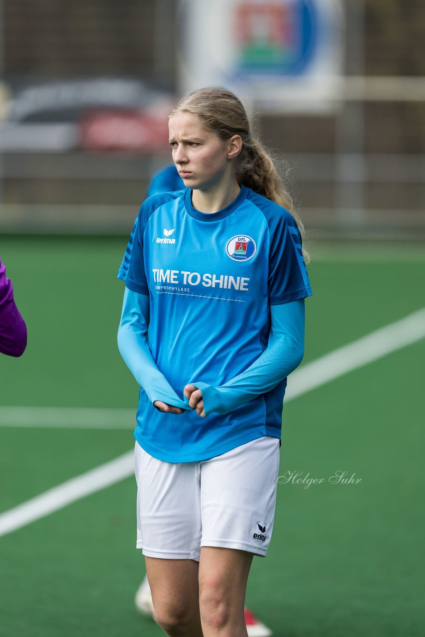 Bild 239 - wBJ VfL Pinneberg - Eimsbuettler TV2 : Ergebnis: 3:5